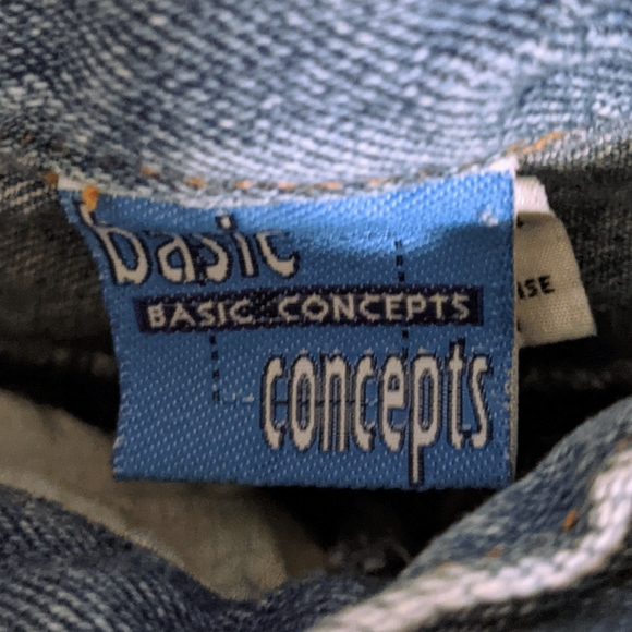 Child Jean Shorts - Girls Size 8 - Picture 3 of 5